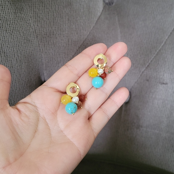 Iris & Lily Cluster Dangle Earrings - Picture 4 of 12